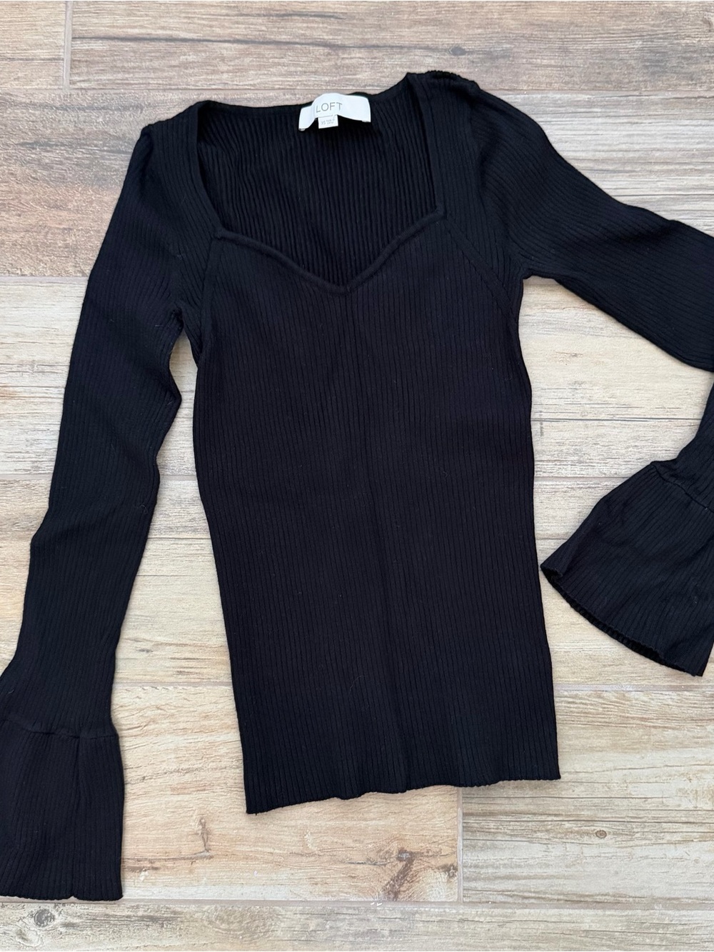 NWOT LOFT Black Ribbed Long-Sleeve Sweetheart Neck Top Never Worn